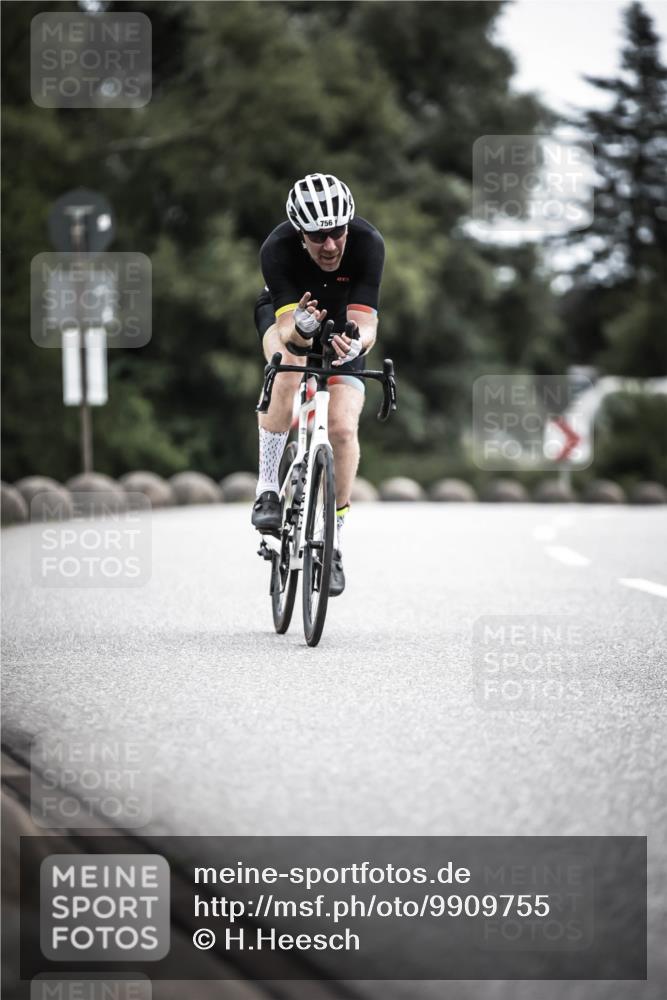 21.06.2026 - 29. Vierlanden-Triathlon H.Heesch http://msf.ph/oto/9909755 21.06.2026 11:56:07 Radfahren 273, 663, 748, 756, 882 meine-sportfotos.de