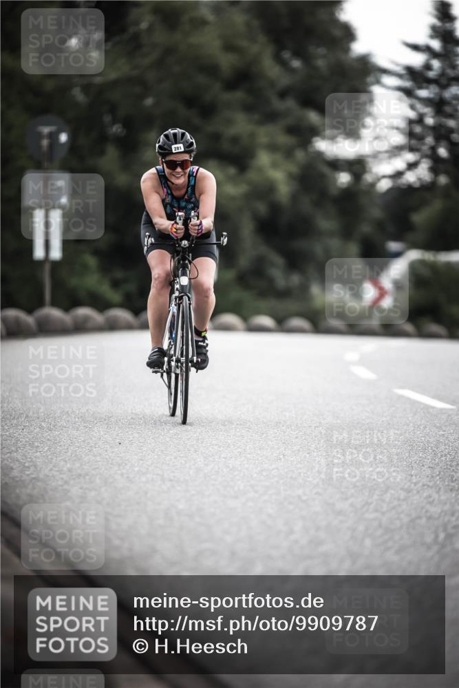 21.06.2026 - 29. Vierlanden-Triathlon H.Heesch http://msf.ph/oto/9909787 21.06.2026 09:29:48 Radfahren 88, 281 meine-sportfotos.de