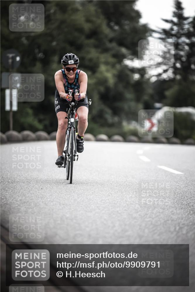 21.06.2026 - 29. Vierlanden-Triathlon H.Heesch http://msf.ph/oto/9909791 21.06.2026 09:29:48 Radfahren 88, 281 meine-sportfotos.de