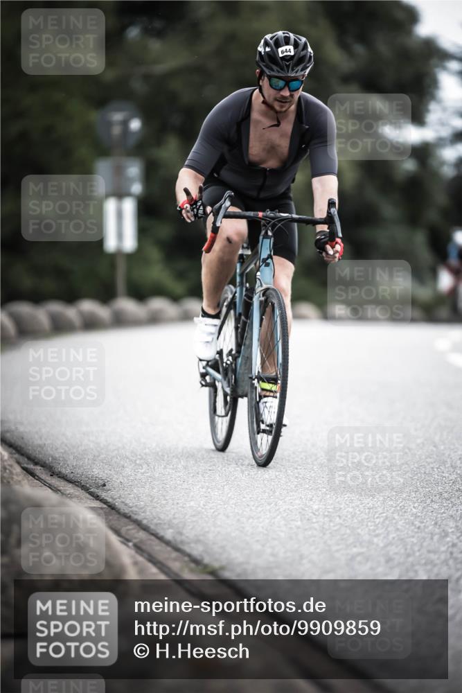 21.06.2026 - 29. Vierlanden-Triathlon H.Heesch http://msf.ph/oto/9909859 21.06.2026 11:56:27 Radfahren 644, 704, 785, 887 meine-sportfotos.de