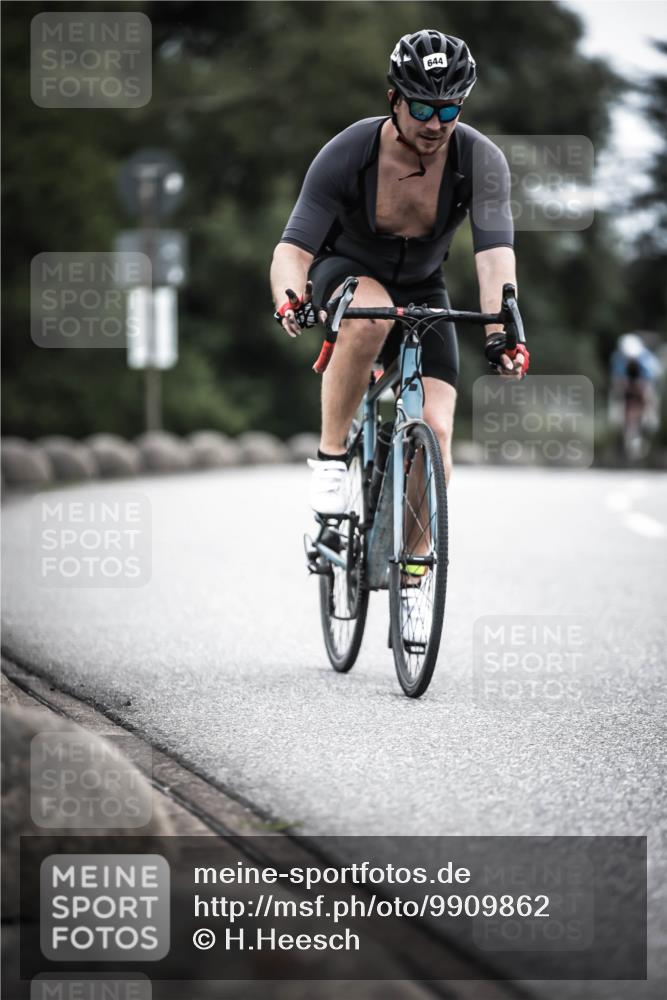21.06.2026 - 29. Vierlanden-Triathlon H.Heesch http://msf.ph/oto/9909862 21.06.2026 11:56:27 Radfahren 644, 704, 785, 887 meine-sportfotos.de