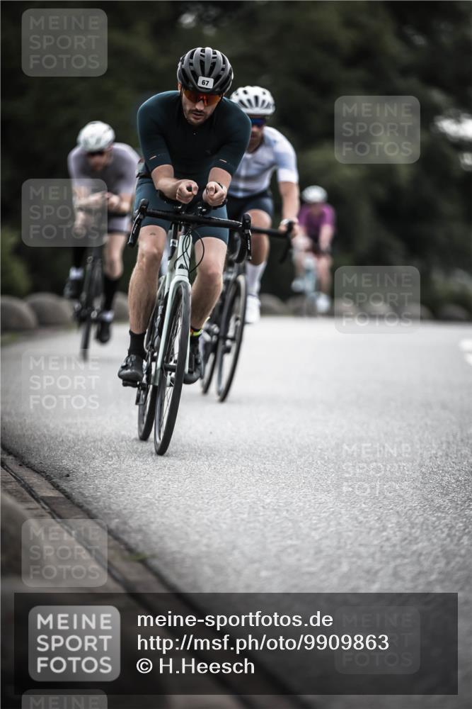 21.06.2026 - 29. Vierlanden-Triathlon H.Heesch http://msf.ph/oto/9909863 21.06.2026 09:30:00 Radfahren 7, 38, 59, 67, 82, 100, 109, 163, 232, 276 meine-sportfotos.de