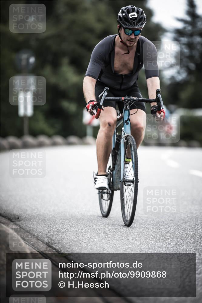 21.06.2026 - 29. Vierlanden-Triathlon H.Heesch http://msf.ph/oto/9909868 21.06.2026 11:56:27 Radfahren 644, 704, 785, 887 meine-sportfotos.de