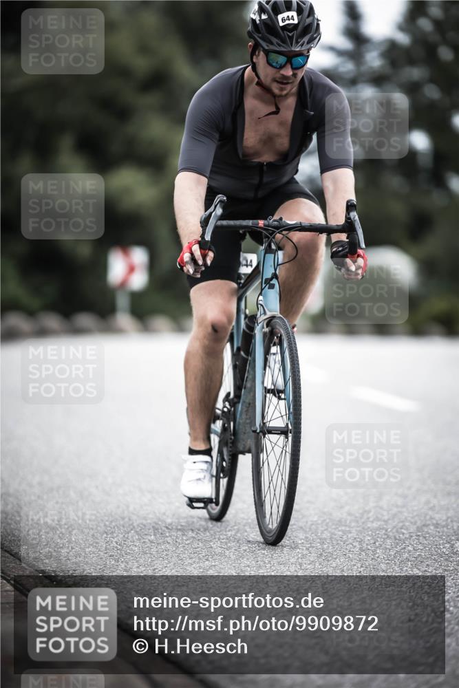 21.06.2026 - 29. Vierlanden-Triathlon H.Heesch http://msf.ph/oto/9909872 21.06.2026 11:56:27 Radfahren 644, 704, 785, 887 meine-sportfotos.de