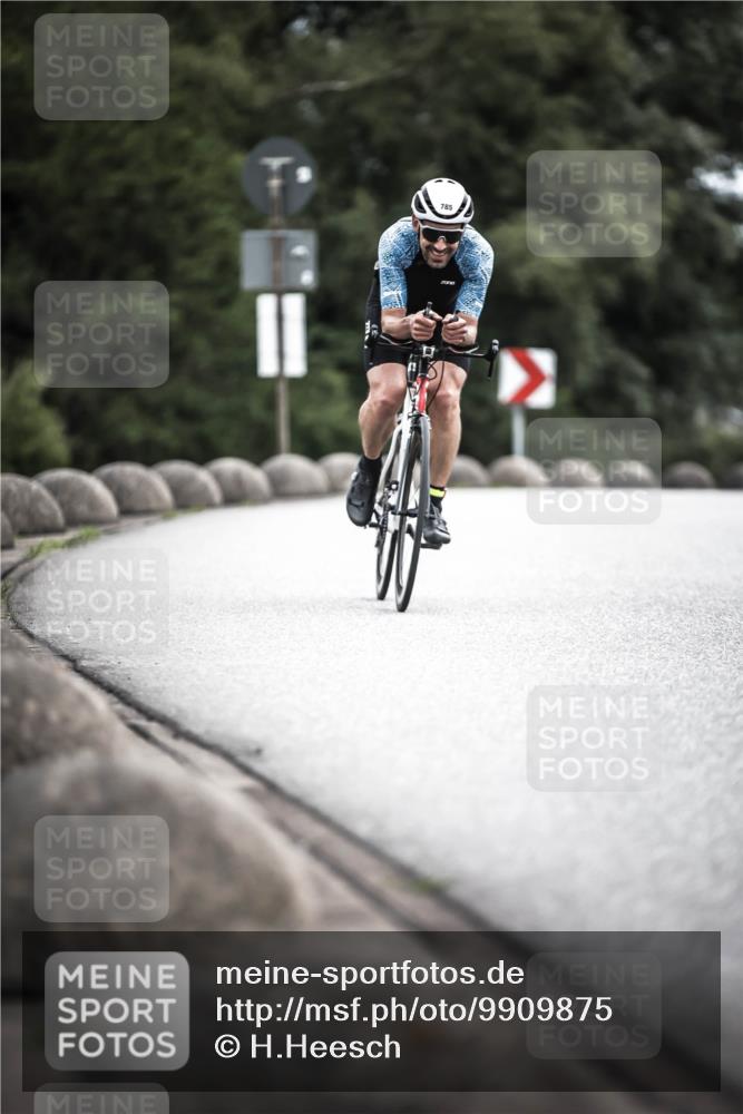 21.06.2026 - 29. Vierlanden-Triathlon H.Heesch http://msf.ph/oto/9909875 21.06.2026 11:56:31 Radfahren 644, 776, 785, 897 meine-sportfotos.de