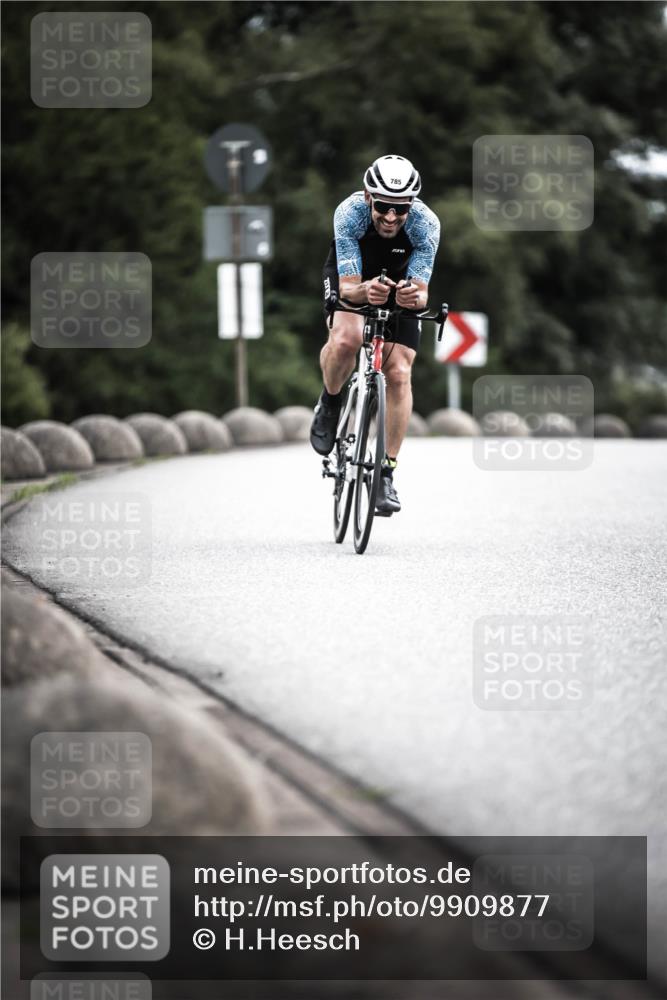 21.06.2026 - 29. Vierlanden-Triathlon H.Heesch http://msf.ph/oto/9909877 21.06.2026 11:56:31 Radfahren 644, 776, 785, 897 meine-sportfotos.de
