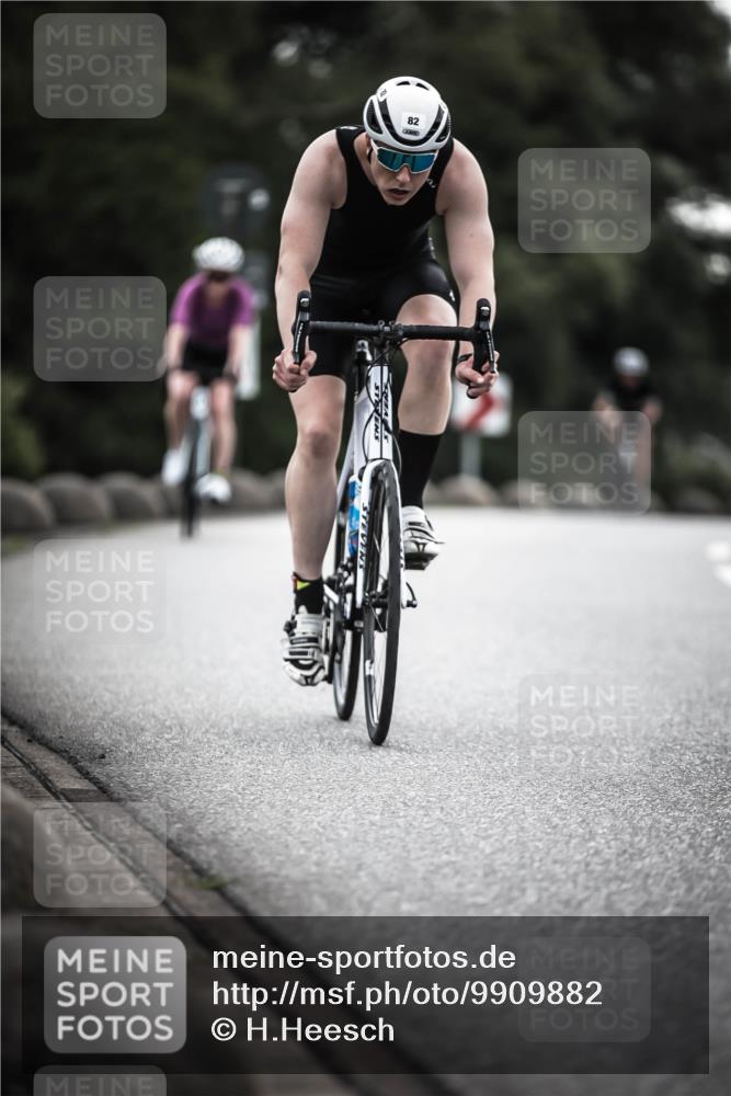 21.06.2026 - 29. Vierlanden-Triathlon H.Heesch http://msf.ph/oto/9909882 21.06.2026 09:30:02 Radfahren 38, 59, 67, 82, 100, 109, 163, 232, 276 meine-sportfotos.de