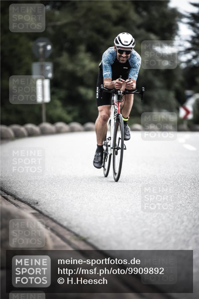 21.06.2026 - 29. Vierlanden-Triathlon H.Heesch http://msf.ph/oto/9909892 21.06.2026 11:56:32 Radfahren 776, 785, 897 meine-sportfotos.de