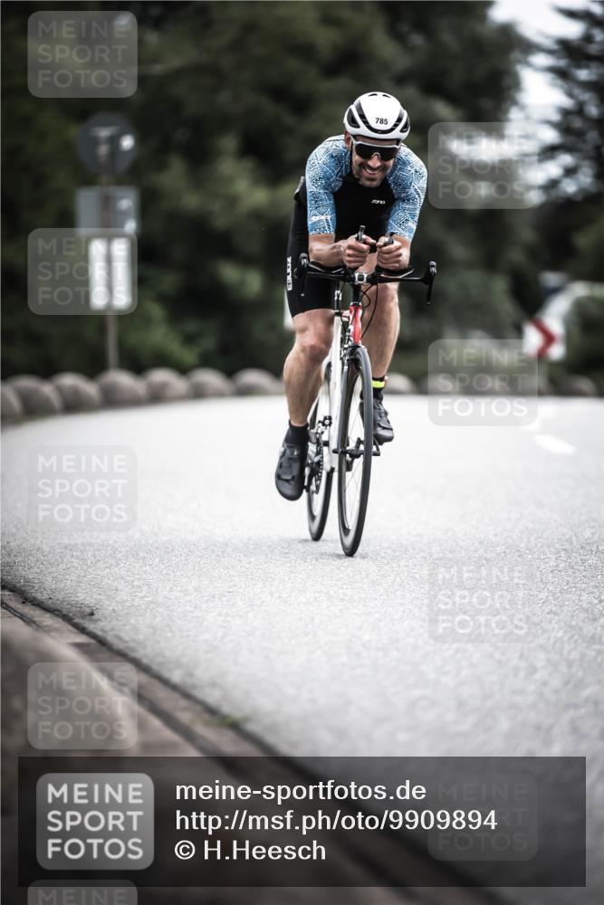 21.06.2026 - 29. Vierlanden-Triathlon H.Heesch http://msf.ph/oto/9909894 21.06.2026 11:56:32 Radfahren 776, 785, 897 meine-sportfotos.de