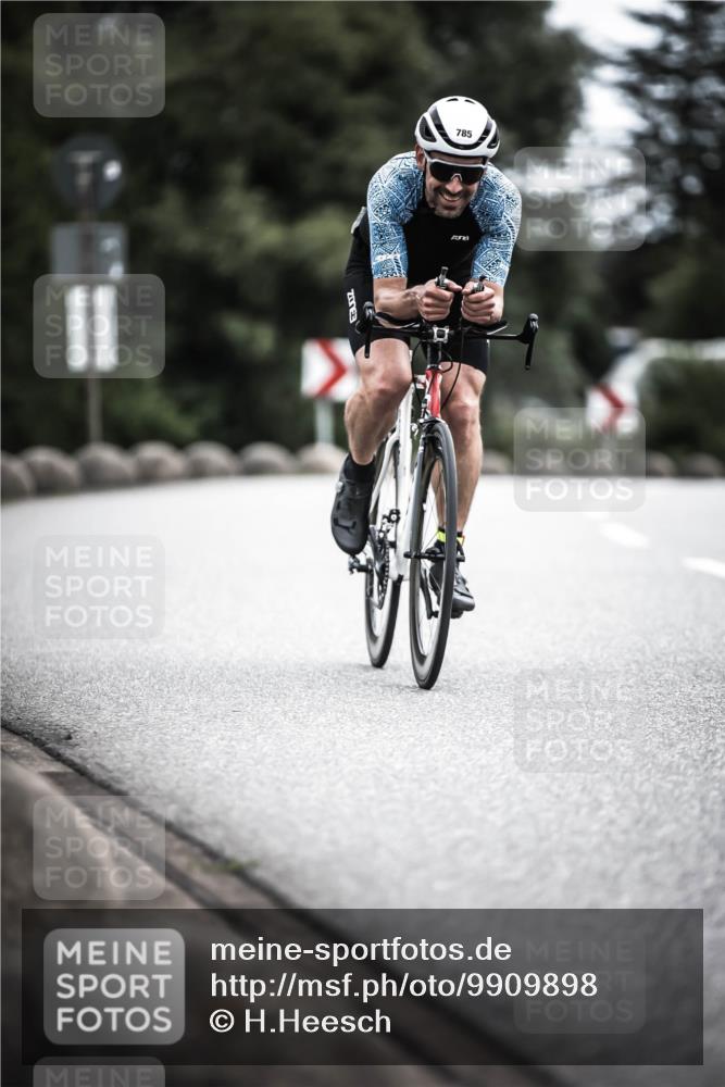 21.06.2026 - 29. Vierlanden-Triathlon H.Heesch http://msf.ph/oto/9909898 21.06.2026 11:56:32 Radfahren 776, 785, 897 meine-sportfotos.de