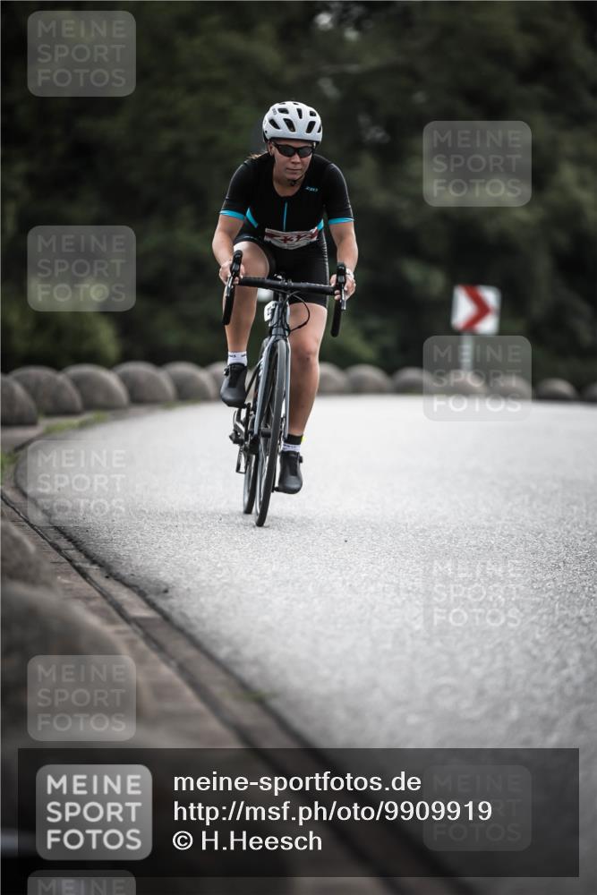 21.06.2026 - 29. Vierlanden-Triathlon H.Heesch http://msf.ph/oto/9909919 21.06.2026 09:30:06 Radfahren 59, 163, 174, 232, 276 meine-sportfotos.de