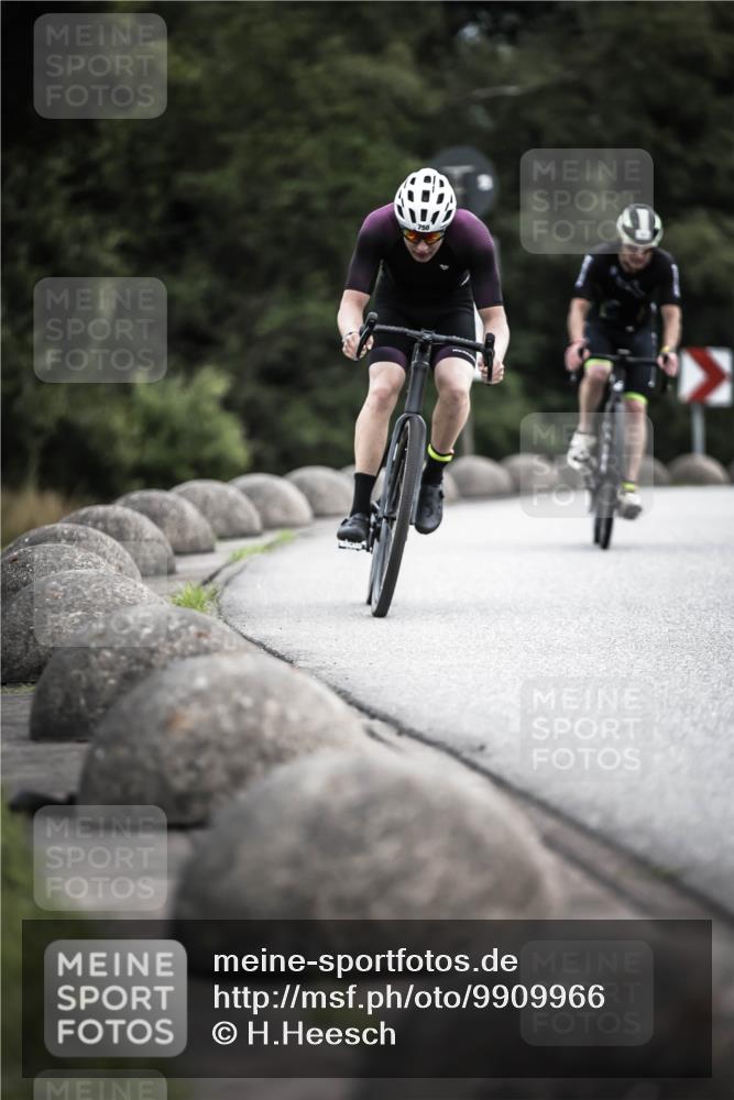 21.06.2026 - 29. Vierlanden-Triathlon H.Heesch http://msf.ph/oto/9909966 21.06.2026 11:56:58 Radfahren 686, 750, 777, 794 meine-sportfotos.de