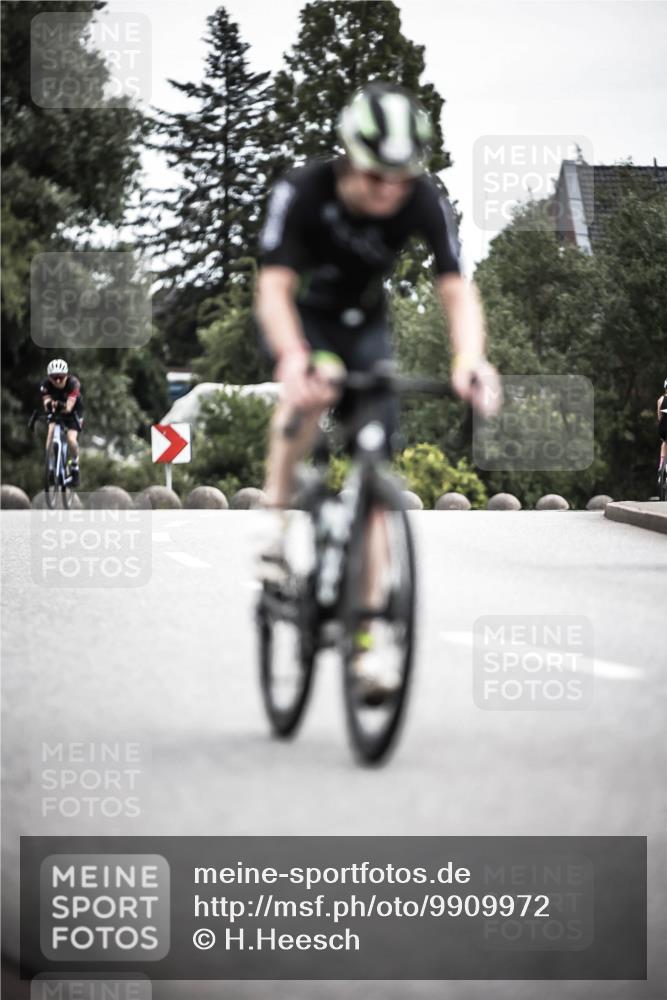 21.06.2026 - 29. Vierlanden-Triathlon H.Heesch http://msf.ph/oto/9909972 21.06.2026 11:56:59 Radfahren 686, 750, 777, 794 meine-sportfotos.de