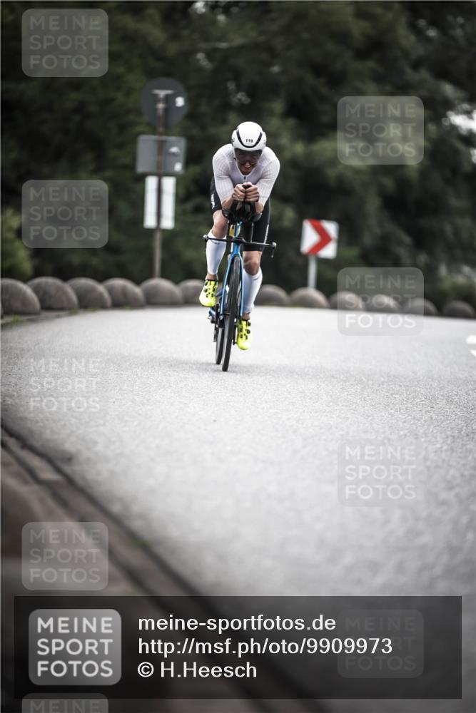 21.06.2026 - 29. Vierlanden-Triathlon H.Heesch http://msf.ph/oto/9909973 21.06.2026 09:30:14 Radfahren 118, 119, 174 meine-sportfotos.de