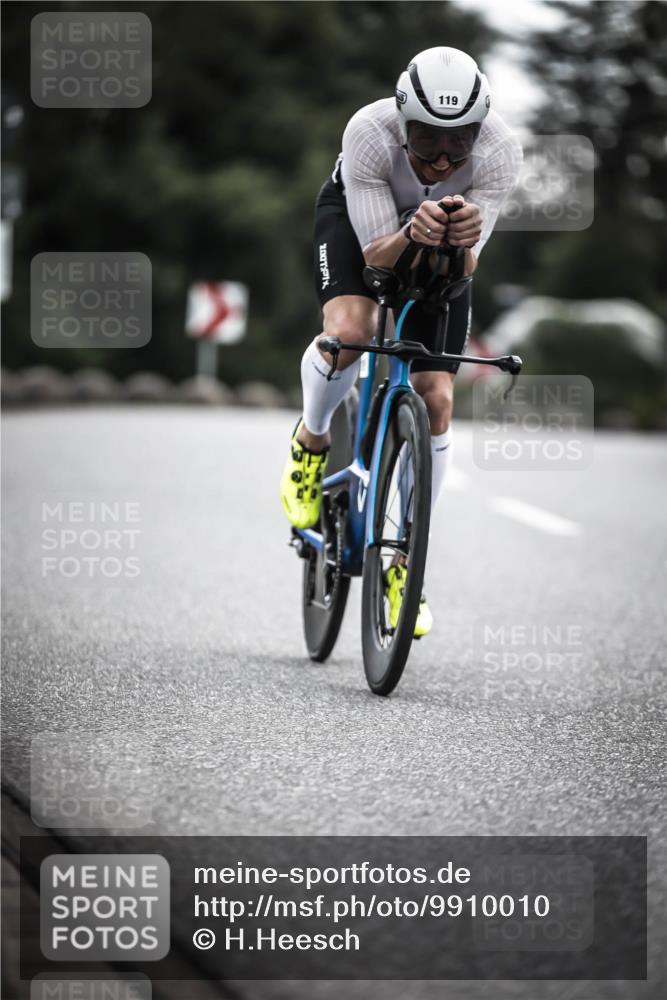 21.06.2026 - 29. Vierlanden-Triathlon H.Heesch http://msf.ph/oto/9910010 21.06.2026 09:30:15 Radfahren 80, 118, 119, 133, 174 meine-sportfotos.de