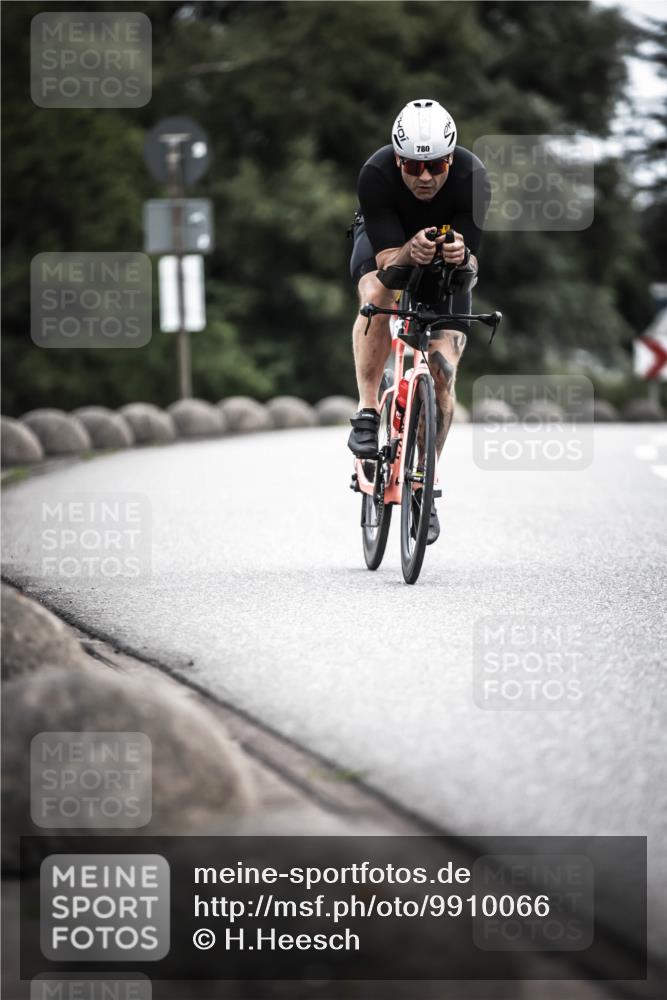 21.06.2026 - 29. Vierlanden-Triathlon H.Heesch http://msf.ph/oto/9910066 21.06.2026 11:57:20 Radfahren 780, 786 meine-sportfotos.de