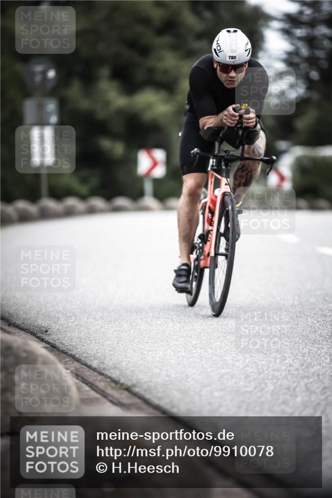 21.06.2026 - 29. Vierlanden-Triathlon H.Heesch http://msf.ph/oto/9910078 21.06.2026 11:57:20 Radfahren 780, 786 meine-sportfotos.de