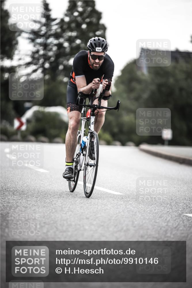 21.06.2026 - 29. Vierlanden-Triathlon H.Heesch http://msf.ph/oto/9910146 21.06.2026 09:30:38 Radfahren 147, 159, 225, 248 meine-sportfotos.de