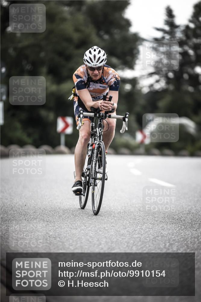 21.06.2026 - 29. Vierlanden-Triathlon H.Heesch http://msf.ph/oto/9910154 21.06.2026 09:30:41 Radfahren 147, 159, 248 meine-sportfotos.de