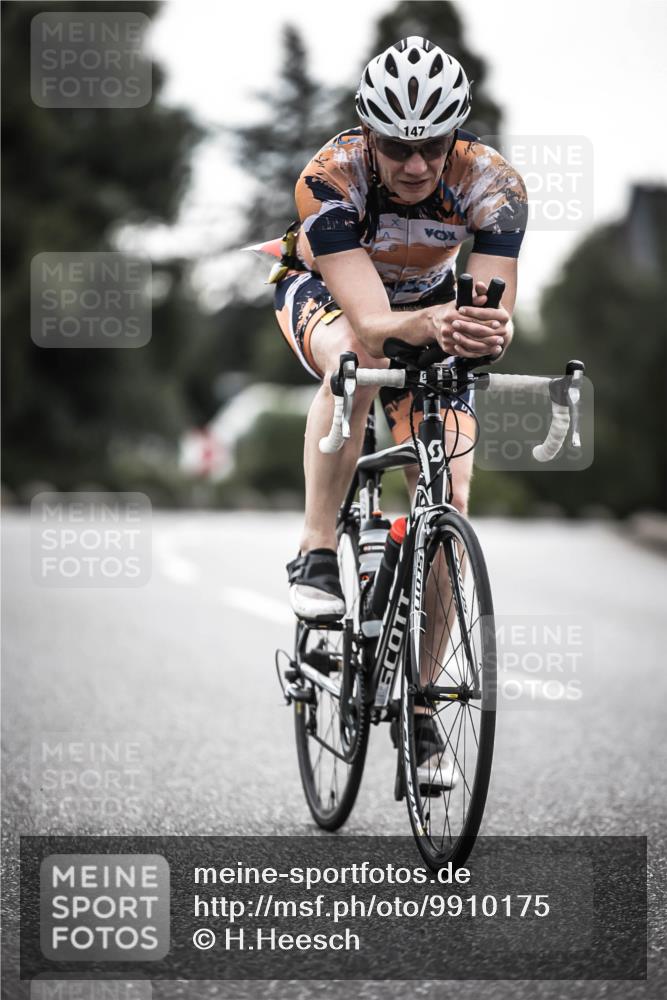 21.06.2026 - 29. Vierlanden-Triathlon H.Heesch http://msf.ph/oto/9910175 21.06.2026 09:30:41 Radfahren 147, 159, 248 meine-sportfotos.de