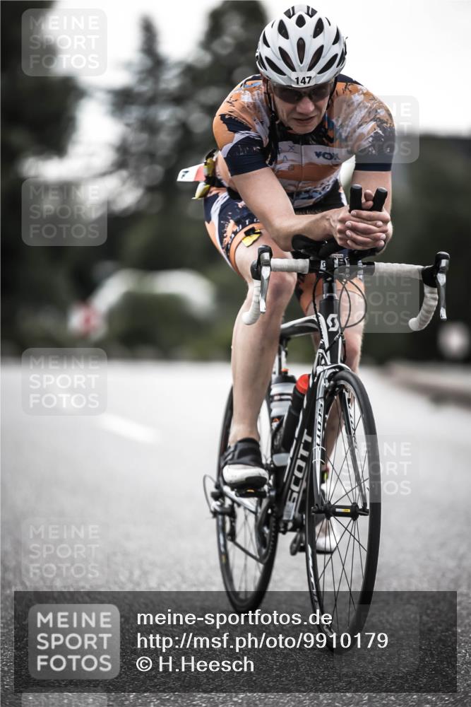 21.06.2026 - 29. Vierlanden-Triathlon H.Heesch http://msf.ph/oto/9910179 21.06.2026 09:30:42 Radfahren 147, 159, 248 meine-sportfotos.de