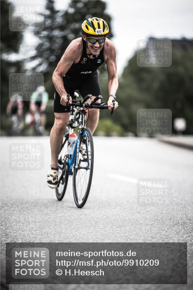 21.06.2026 - 29. Vierlanden-Triathlon H.Heesch http://msf.ph/oto/9910209 21.06.2026 11:58:08 Radfahren 629, 670, 684, 768, 782, 800, 823 meine-sportfotos.de