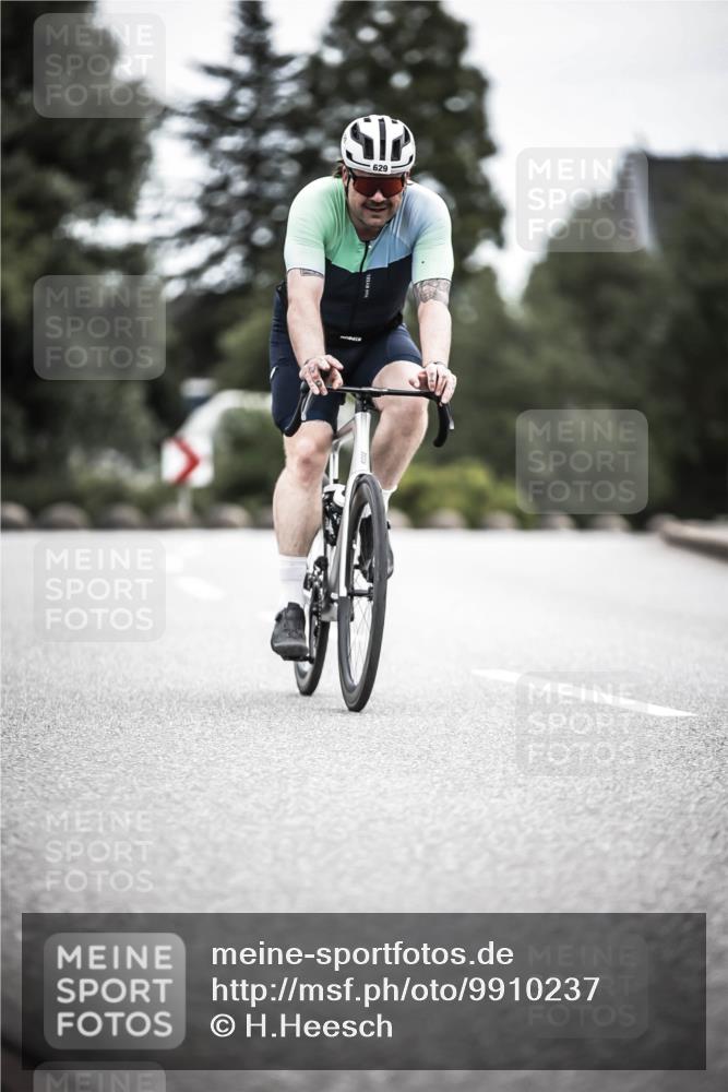 21.06.2026 - 29. Vierlanden-Triathlon H.Heesch http://msf.ph/oto/9910237 21.06.2026 11:58:11 Radfahren 629, 670, 684, 782, 800, 823 meine-sportfotos.de