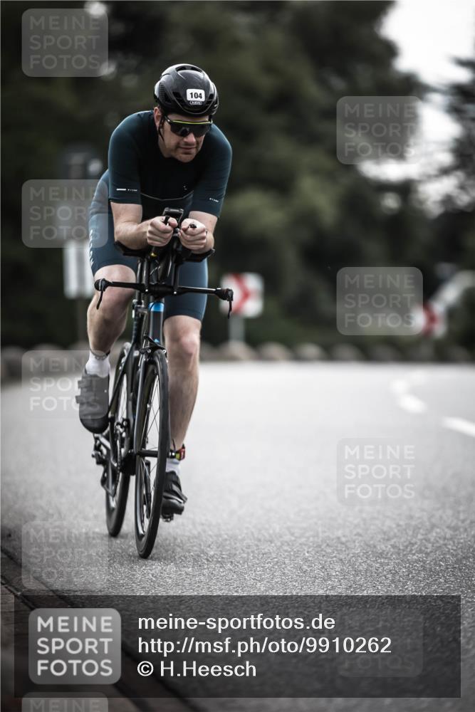 21.06.2026 - 29. Vierlanden-Triathlon H.Heesch http://msf.ph/oto/9910262 21.06.2026 09:31:19 Radfahren 34, 89, 104, 173 meine-sportfotos.de