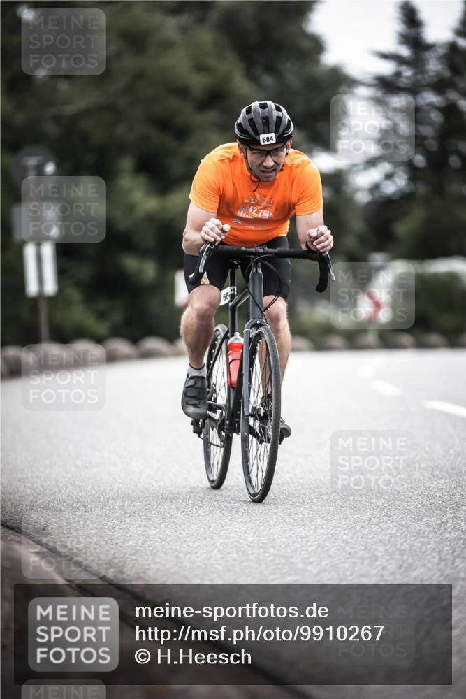 21.06.2026 - 29. Vierlanden-Triathlon H.Heesch http://msf.ph/oto/9910267 21.06.2026 11:58:15 Radfahren 629, 684, 782, 800 meine-sportfotos.de