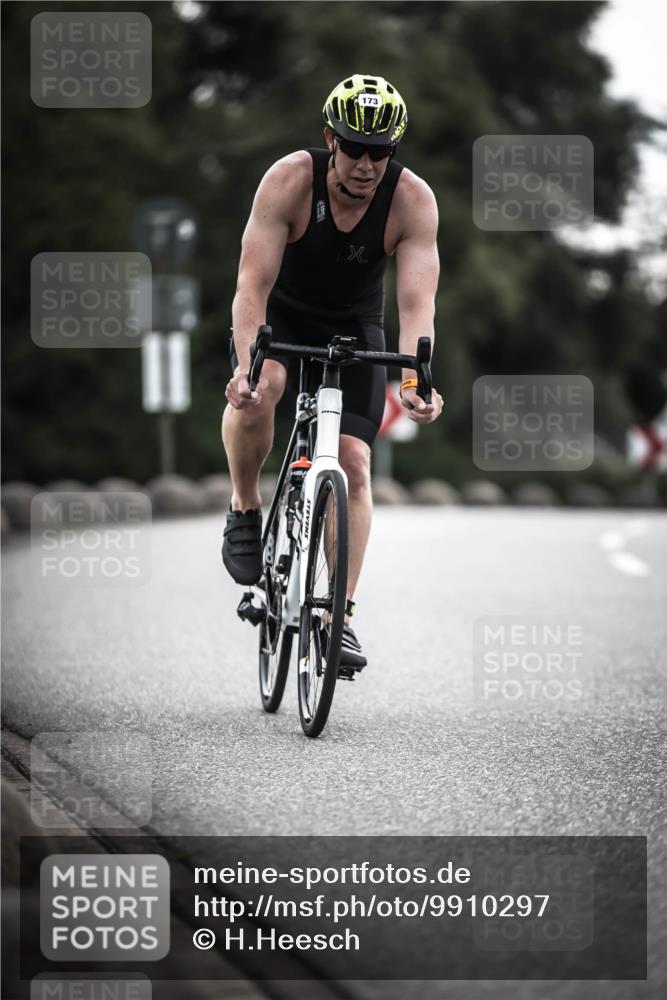 21.06.2026 - 29. Vierlanden-Triathlon H.Heesch http://msf.ph/oto/9910297 21.06.2026 09:31:26 Radfahren 89, 171, 173 meine-sportfotos.de