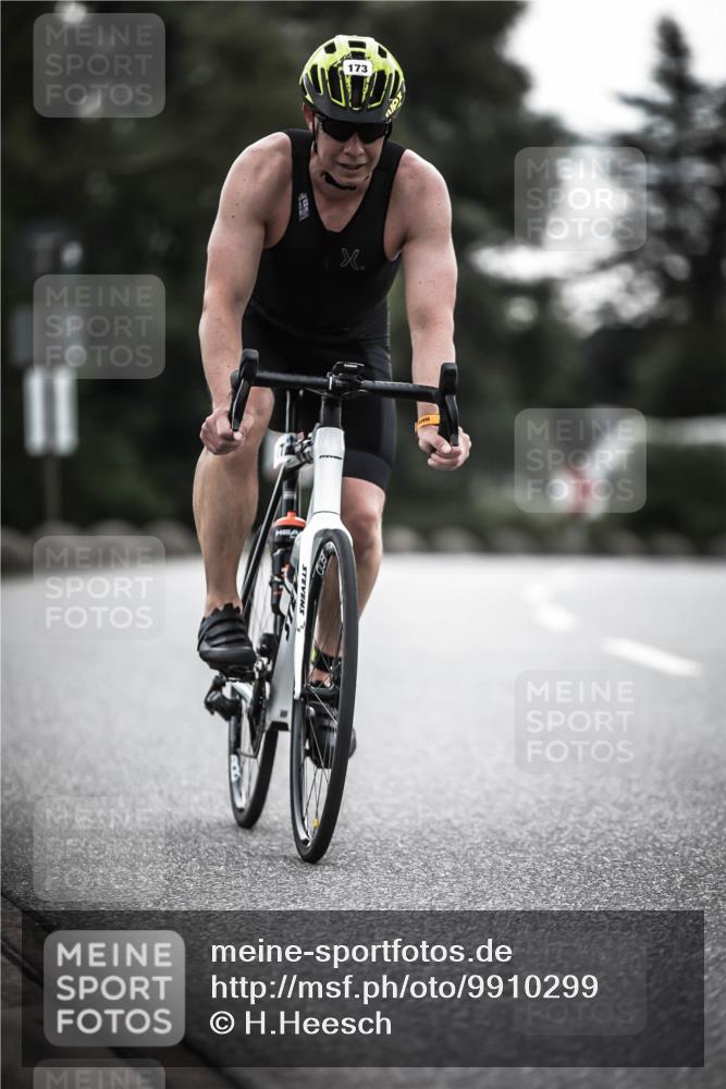 21.06.2026 - 29. Vierlanden-Triathlon H.Heesch http://msf.ph/oto/9910299 21.06.2026 09:31:26 Radfahren 89, 171, 173 meine-sportfotos.de