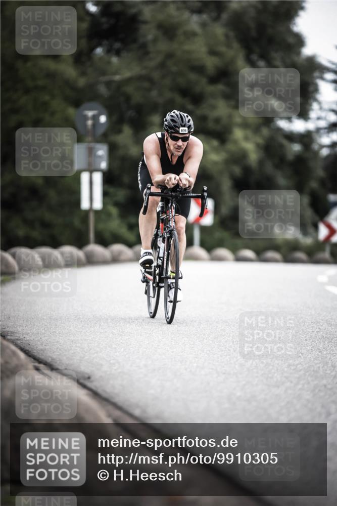 21.06.2026 - 29. Vierlanden-Triathlon H.Heesch http://msf.ph/oto/9910305 21.06.2026 11:58:56 Radfahren 257, 809, 902 meine-sportfotos.de
