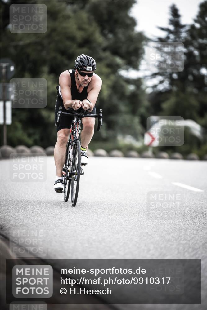 21.06.2026 - 29. Vierlanden-Triathlon H.Heesch http://msf.ph/oto/9910317 21.06.2026 11:58:57 Radfahren 809, 899, 902 meine-sportfotos.de