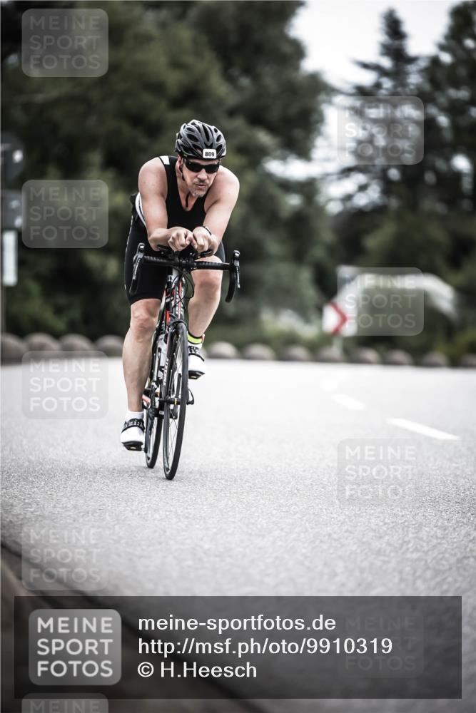 21.06.2026 - 29. Vierlanden-Triathlon H.Heesch http://msf.ph/oto/9910319 21.06.2026 11:58:57 Radfahren 809, 899, 902 meine-sportfotos.de