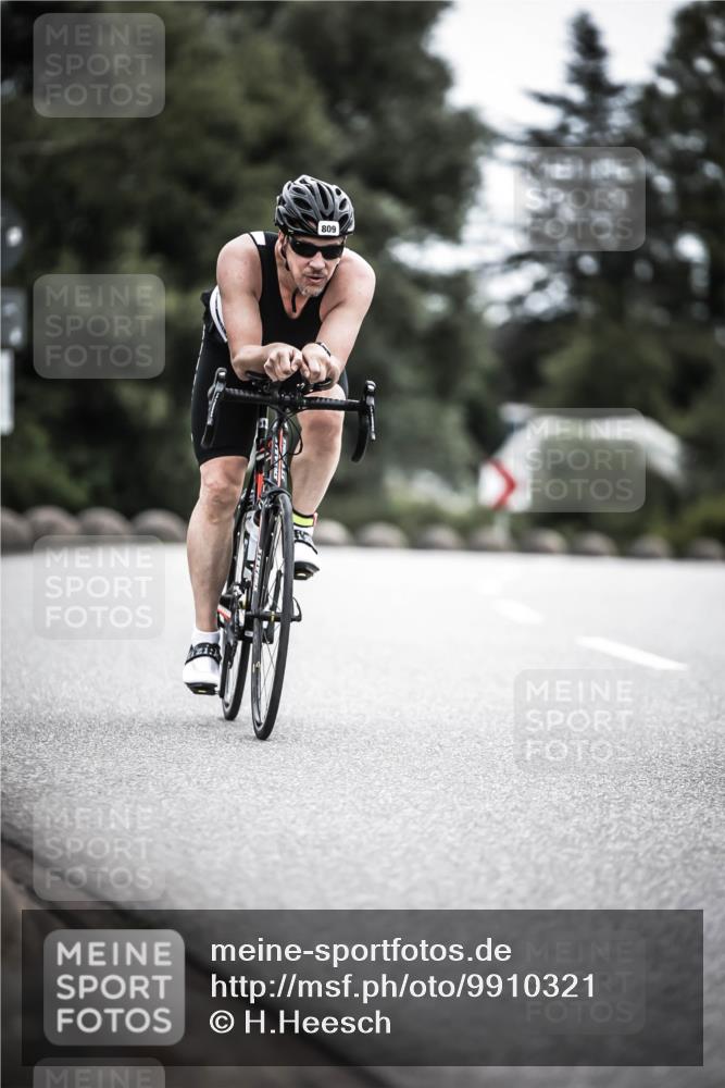 21.06.2026 - 29. Vierlanden-Triathlon H.Heesch http://msf.ph/oto/9910321 21.06.2026 11:58:57 Radfahren 809, 899, 902 meine-sportfotos.de