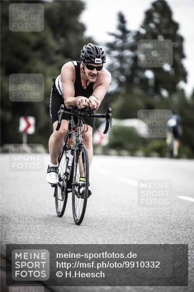 21.06.2026 - 29. Vierlanden-Triathlon H.Heesch http://msf.ph/oto/9910332 21.06.2026 11:58:57 Radfahren 809, 899, 902 meine-sportfotos.de