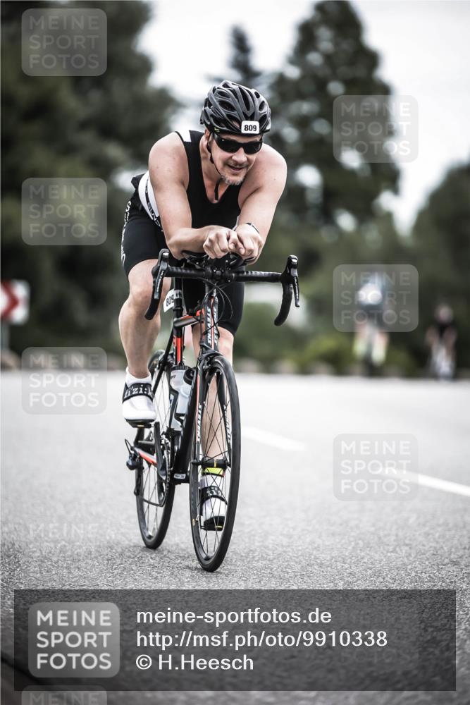 21.06.2026 - 29. Vierlanden-Triathlon H.Heesch http://msf.ph/oto/9910338 21.06.2026 11:58:57 Radfahren 809, 899, 902 meine-sportfotos.de