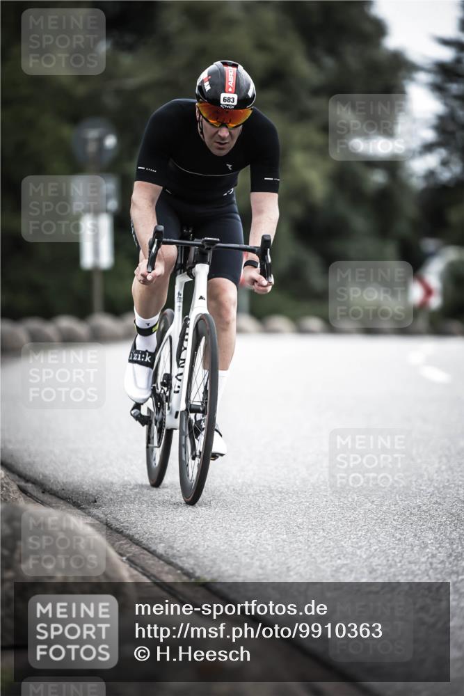 21.06.2026 - 29. Vierlanden-Triathlon H.Heesch http://msf.ph/oto/9910363 21.06.2026 11:59:05 Radfahren 683, 899 meine-sportfotos.de