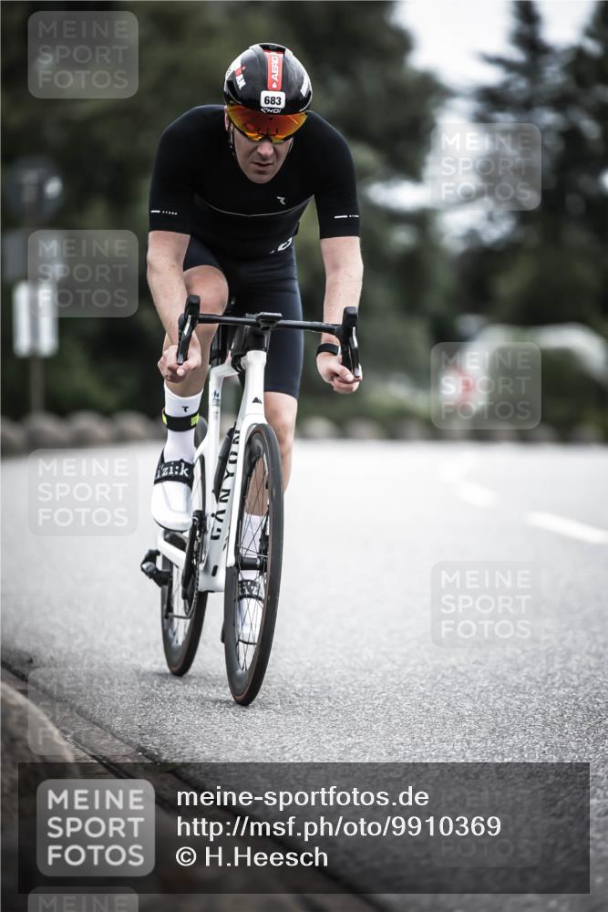 21.06.2026 - 29. Vierlanden-Triathlon H.Heesch http://msf.ph/oto/9910369 21.06.2026 11:59:05 Radfahren 683, 899 meine-sportfotos.de