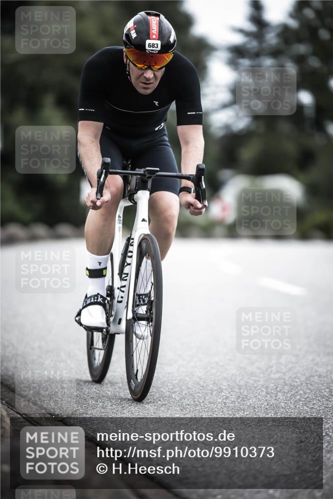 21.06.2026 - 29. Vierlanden-Triathlon H.Heesch http://msf.ph/oto/9910373 21.06.2026 11:59:05 Radfahren 683, 899 meine-sportfotos.de