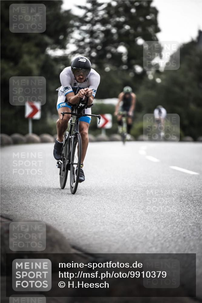 21.06.2026 - 29. Vierlanden-Triathlon H.Heesch http://msf.ph/oto/9910379 21.06.2026 09:32:06 Radfahren 50, 126, 131, 175, 205, 220, 275 meine-sportfotos.de