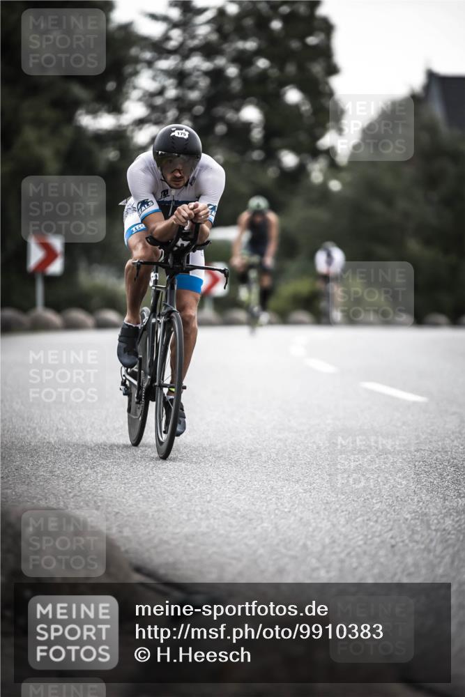 21.06.2026 - 29. Vierlanden-Triathlon H.Heesch http://msf.ph/oto/9910383 21.06.2026 09:32:06 Radfahren 50, 126, 131, 175, 205, 220, 275 meine-sportfotos.de