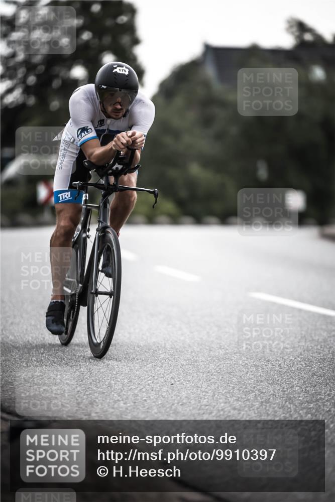 21.06.2026 - 29. Vierlanden-Triathlon H.Heesch http://msf.ph/oto/9910397 21.06.2026 09:32:06 Radfahren 50, 126, 131, 175, 205, 220, 275 meine-sportfotos.de