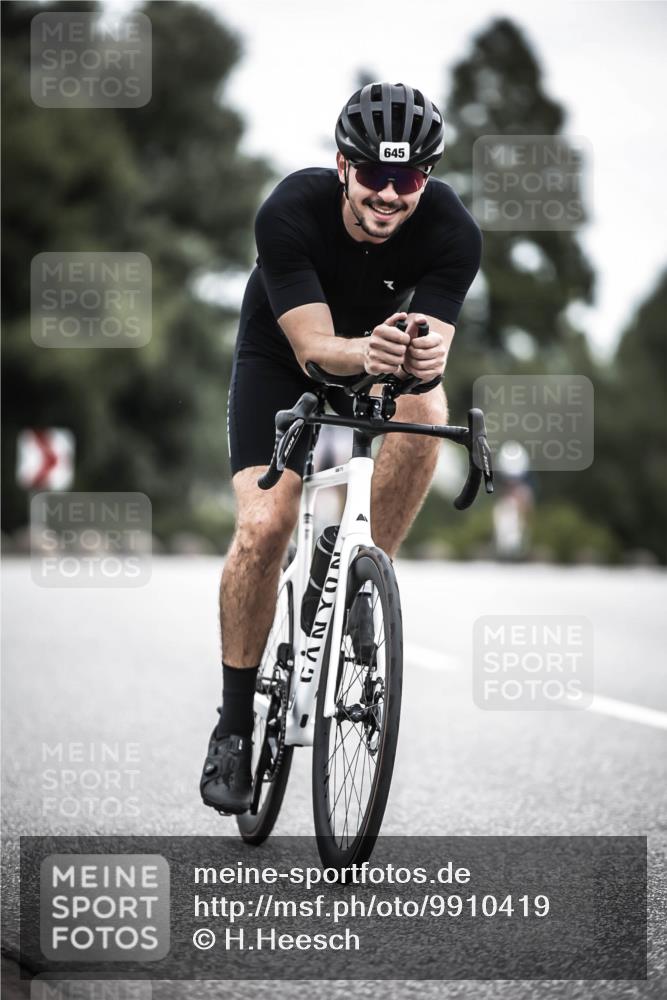 21.06.2026 - 29. Vierlanden-Triathlon H.Heesch http://msf.ph/oto/9910419 21.06.2026 11:59:17 Radfahren 97, 645, 654, 735, 845 meine-sportfotos.de