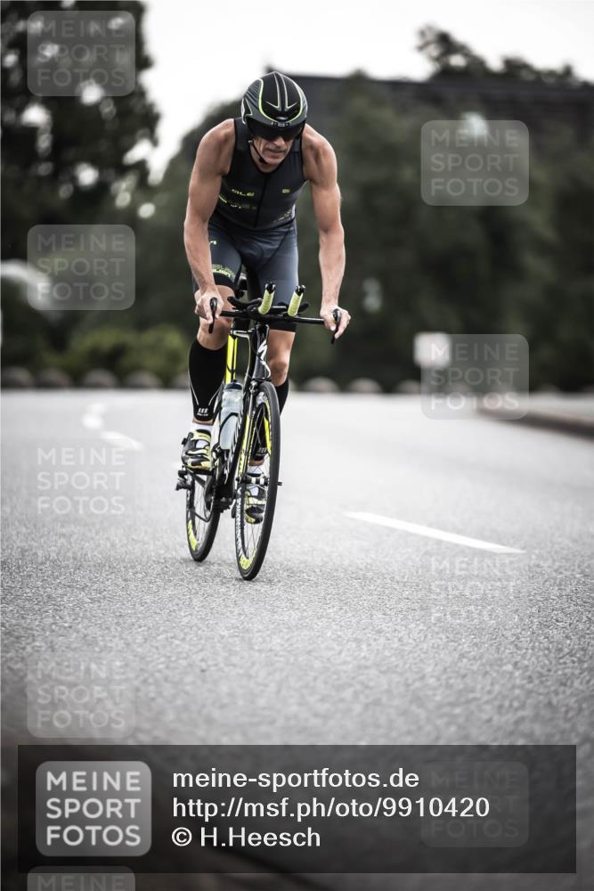 21.06.2026 - 29. Vierlanden-Triathlon H.Heesch http://msf.ph/oto/9910420 21.06.2026 09:32:09 Radfahren 48, 131, 175, 205, 220, 275 meine-sportfotos.de