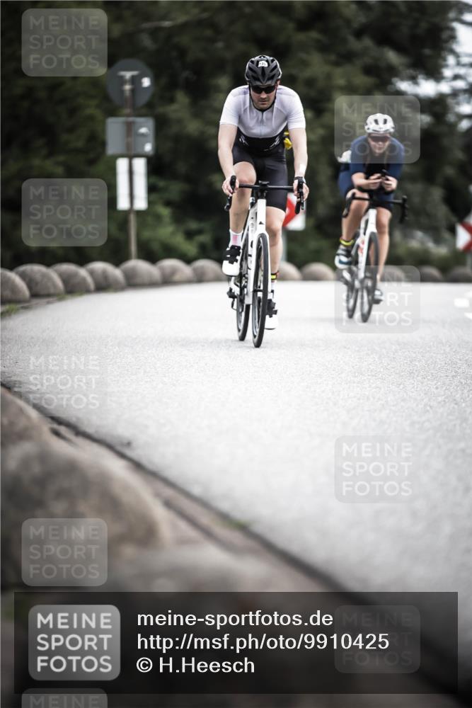 21.06.2026 - 29. Vierlanden-Triathlon H.Heesch http://msf.ph/oto/9910425 21.06.2026 11:59:22 Radfahren 271, 735, 845 meine-sportfotos.de