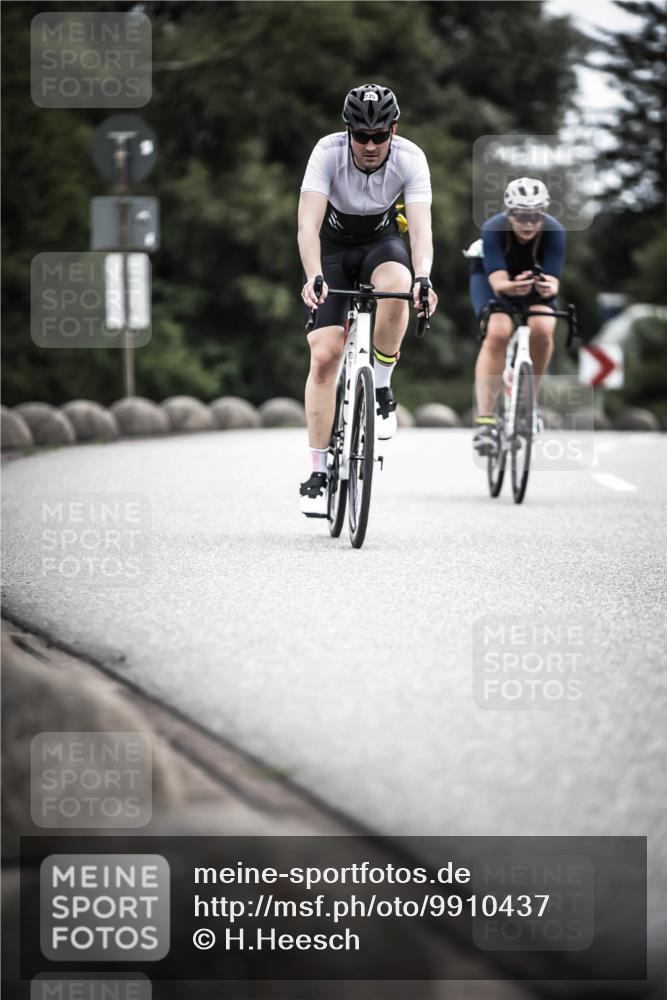 21.06.2026 - 29. Vierlanden-Triathlon H.Heesch http://msf.ph/oto/9910437 21.06.2026 11:59:22 Radfahren 271, 735, 845 meine-sportfotos.de