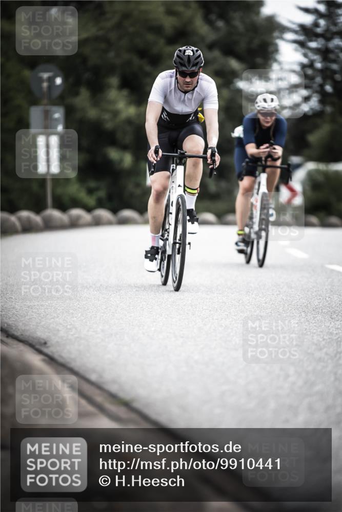 21.06.2026 - 29. Vierlanden-Triathlon H.Heesch http://msf.ph/oto/9910441 21.06.2026 11:59:22 Radfahren 271, 735, 845 meine-sportfotos.de
