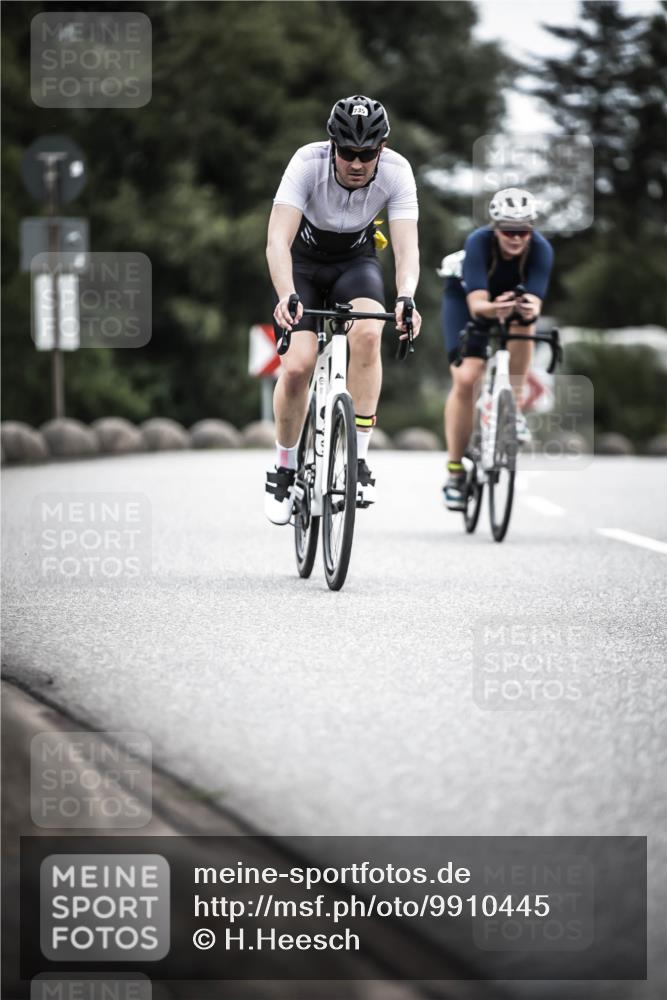 21.06.2026 - 29. Vierlanden-Triathlon H.Heesch http://msf.ph/oto/9910445 21.06.2026 11:59:22 Radfahren 271, 735, 845 meine-sportfotos.de