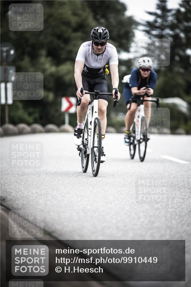 21.06.2026 - 29. Vierlanden-Triathlon H.Heesch http://msf.ph/oto/9910449 21.06.2026 11:59:23 Radfahren 271, 735, 845 meine-sportfotos.de